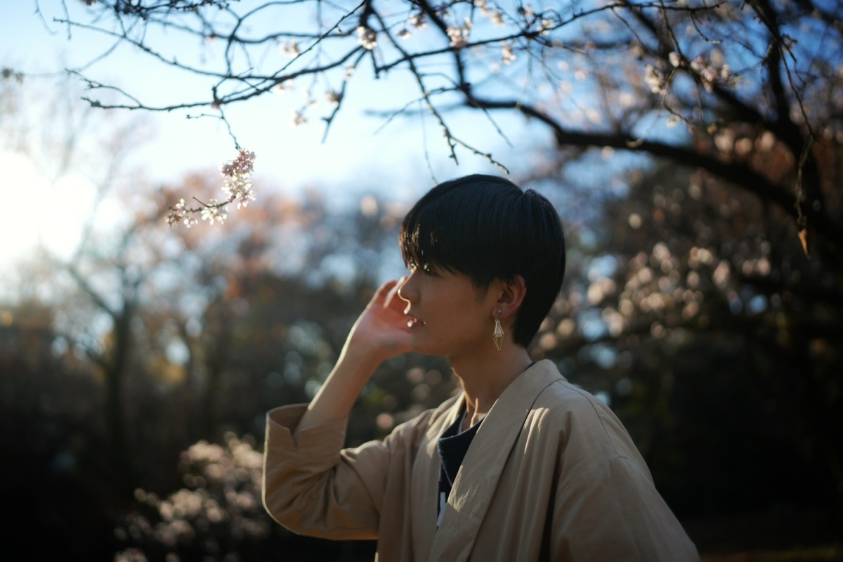 ポートレート：桜の下で